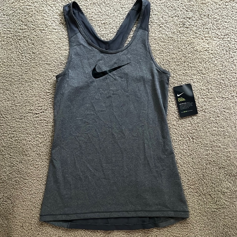 Nike pro cool womens tank top. Medium